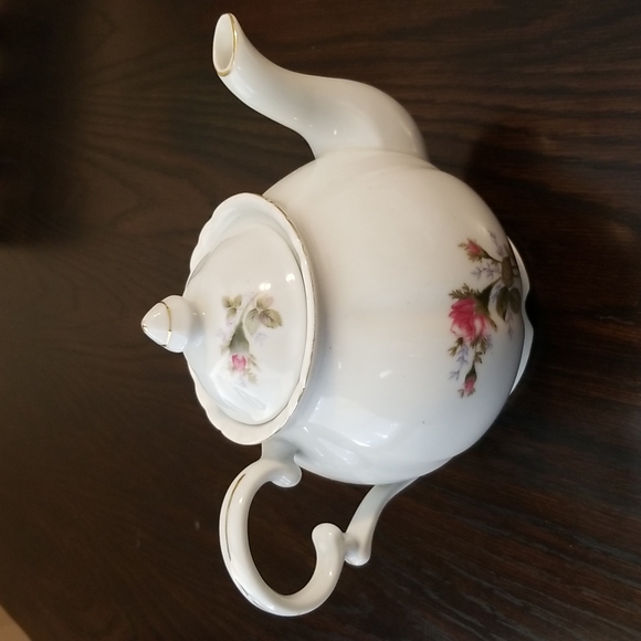 3pc Porcelain Tea Set - Picture 2 of 16